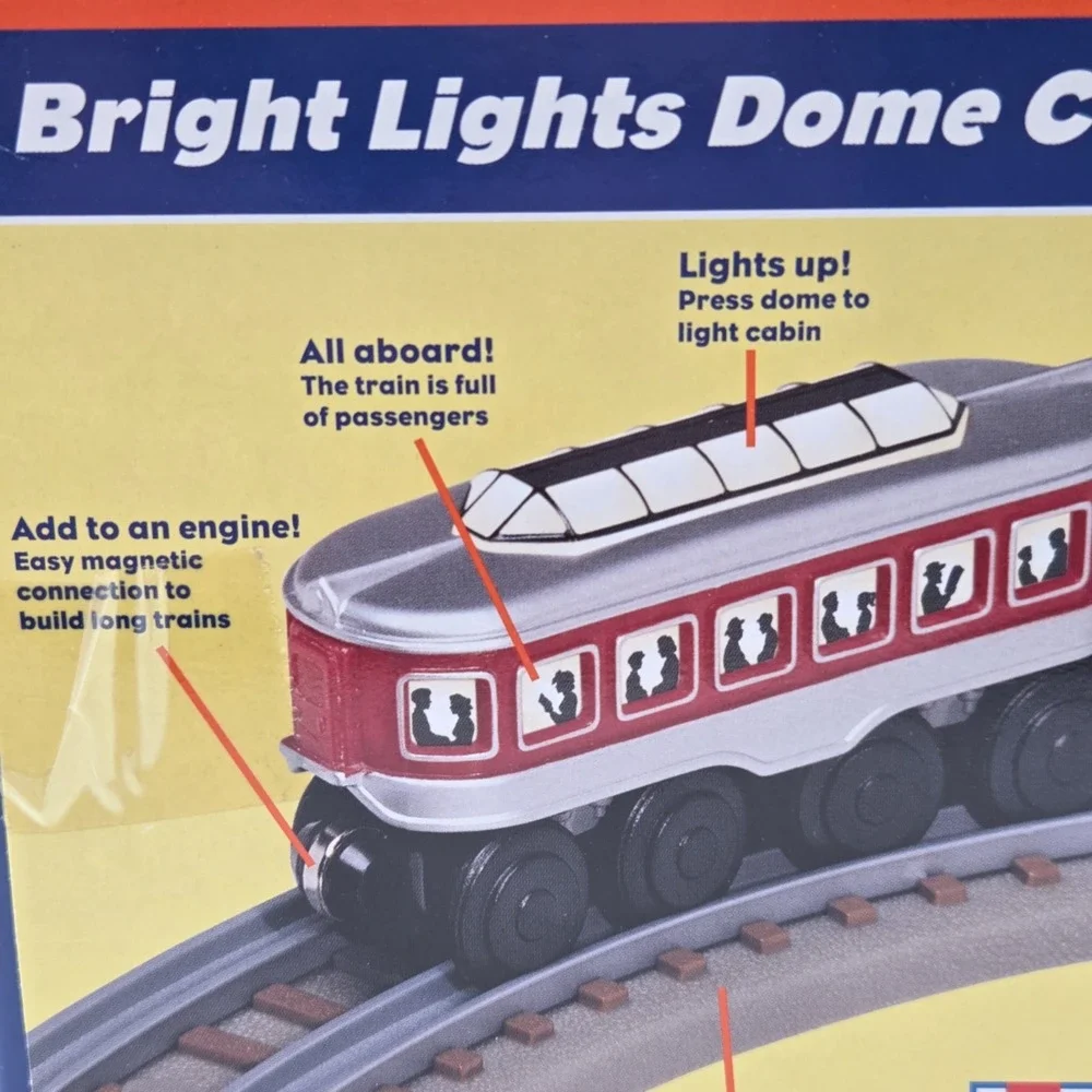 Lionel Wooden Railway Bright Lights Dome Car & Cling-Clang Coal Car ‎   NEW